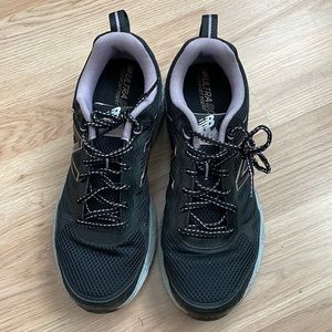 New Balance 573 Outdoor Sneakers - Great for Hiking and Mountain Biking
